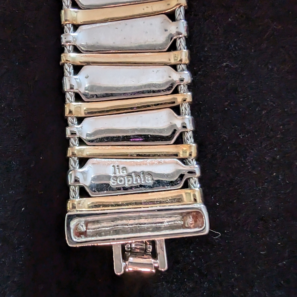Gorgeous sterling and turquoise bracelet